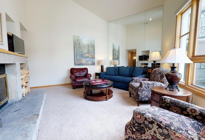 آپارتمان 2 خوابه, Christiania Condominiums  Coraltree Residence Collection