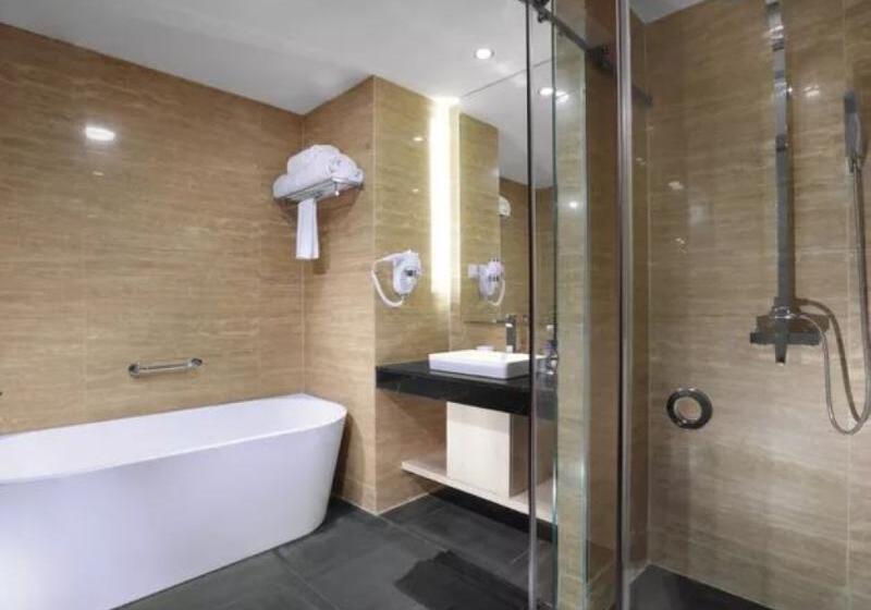 Семейный Номер, Aston Batam Hotel & Residence