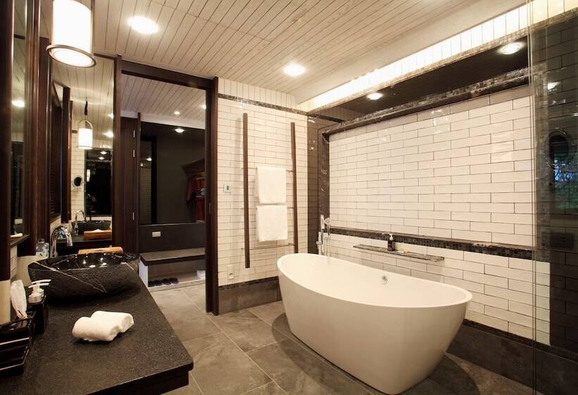 Люкс с Бассейном, Baba Beach Club Natai Luxury Pool Villa Hotel By Sri Panwa   Sha Plus