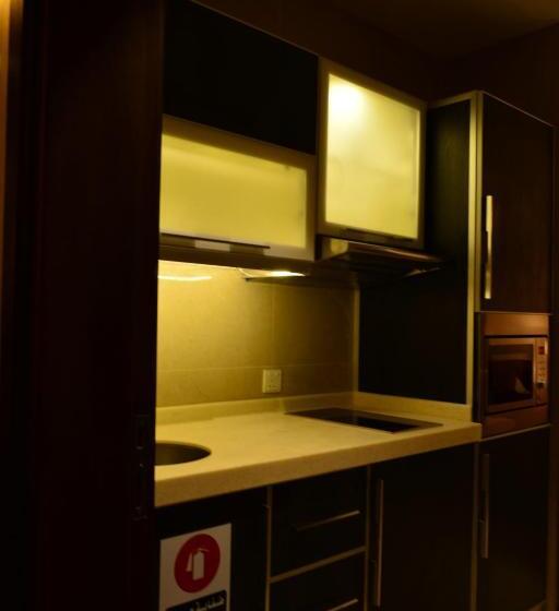 Люкс 2 Спальни, Home Inn Hotel Suites
