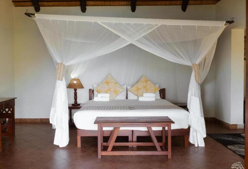 اتاق خانوادگی, Masumu River Lodge