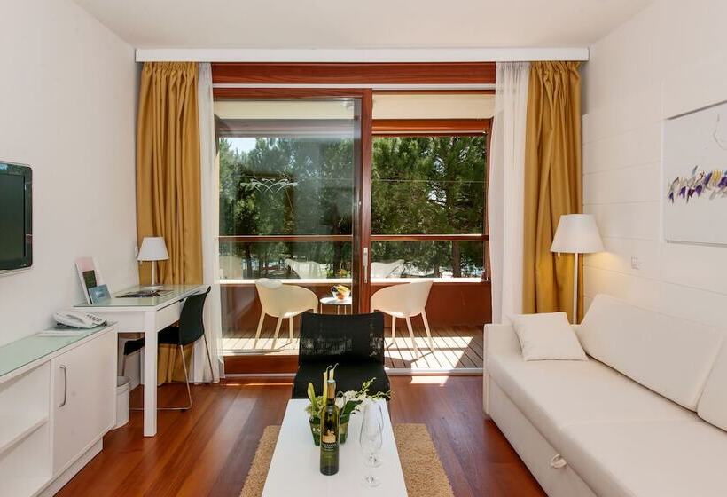 سوئیت پریمیوم, Maistra Select All Suite Island Hotel Istra