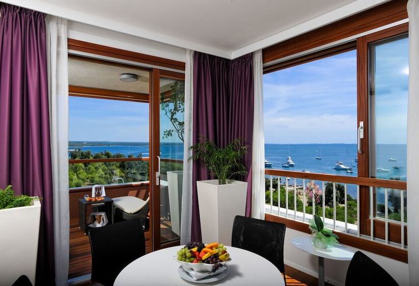 سوییت لوکس, Maistra Select All Suite Island Hotel Istra