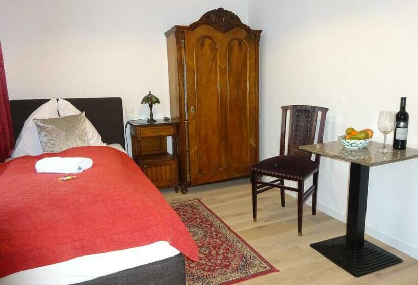 スタンダードシングルルーム, Widhof   Check In Im Hotel Nibelungenhof