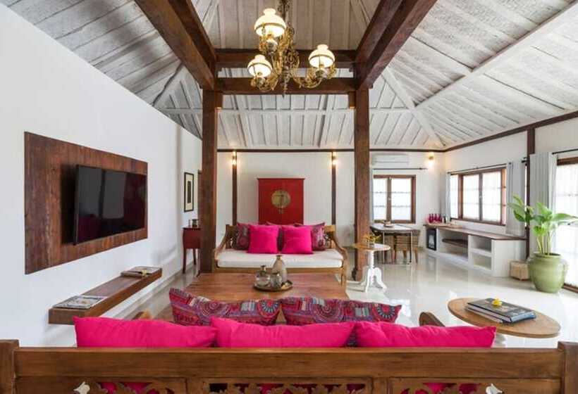 Вилла 2 Спальни, Pinkcoco Gili Air   Constant Surprises & For Cool Adults Only