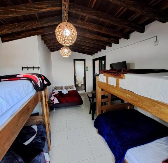 패밀리 룸, Guatapé Country House