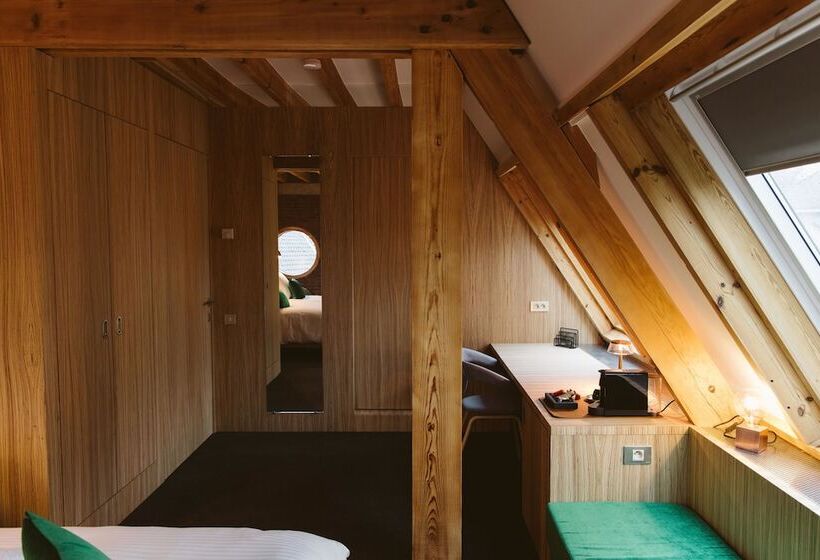 اتاق لوکس, B&b Veado