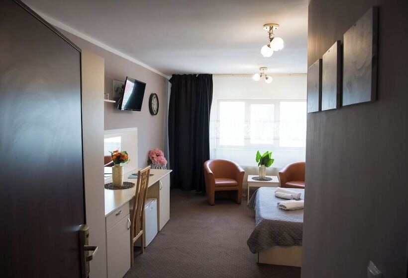 Номер Deluxe, Mbi Travel Inn