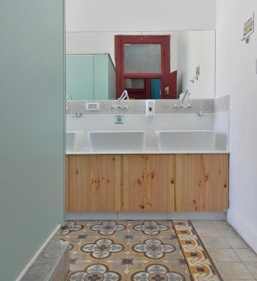 חדר סטנדרט, Roger S Hostel Tel Aviv