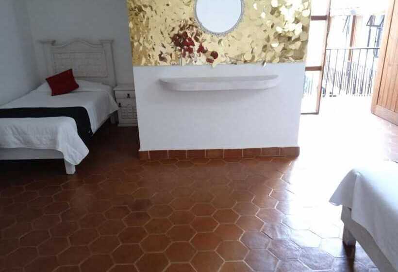 اتاق استاندارد سه نفره, Valle Bonito, Valle De Bravo