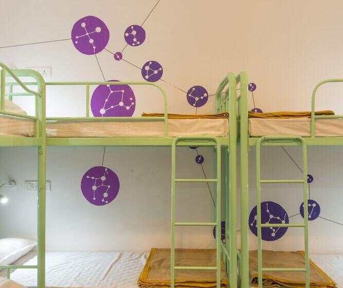 سرير فى غرفة مشتركه, Hostel Mantra