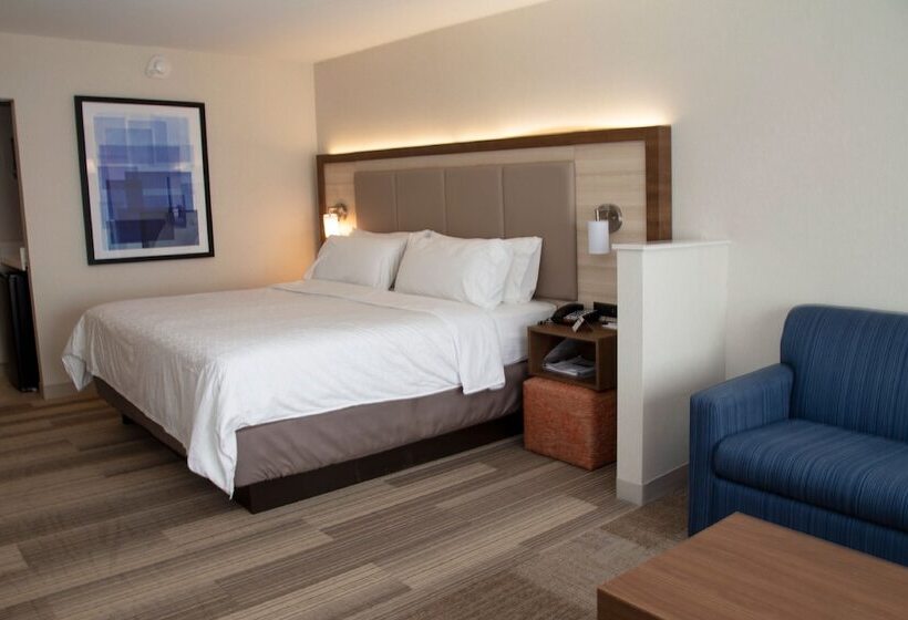 Люкс, Holiday Inn Express & Suites   Marion, An Ihg