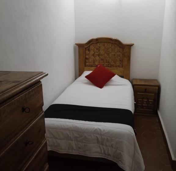 اتاق استاندارد سه نفره, Valle Bonito, Valle De Bravo