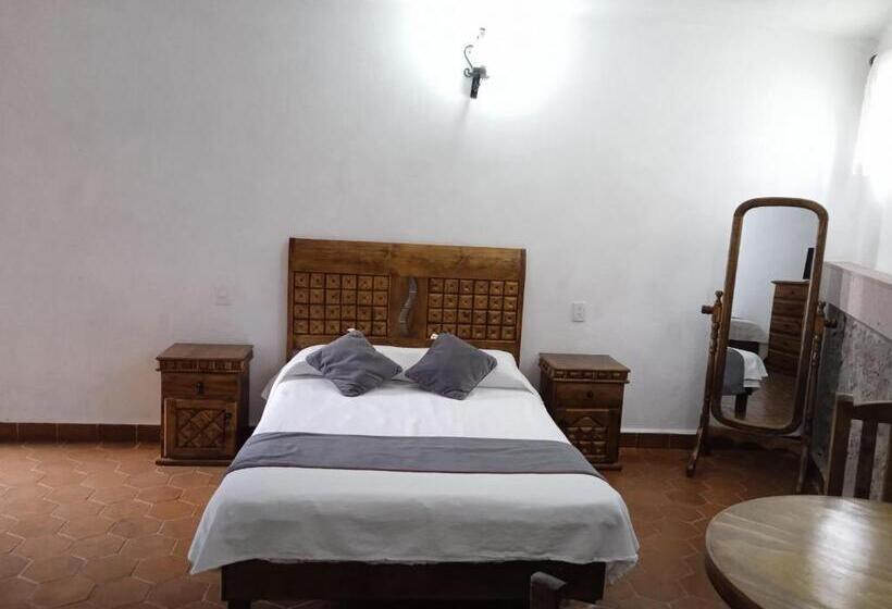 اتاق استاندارد سه نفره, Valle Bonito, Valle De Bravo