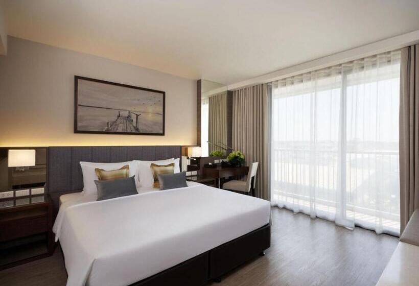 اتاق لوکس با تخت بزرگ, The Park Nine Hotel Suvarnabhumi
