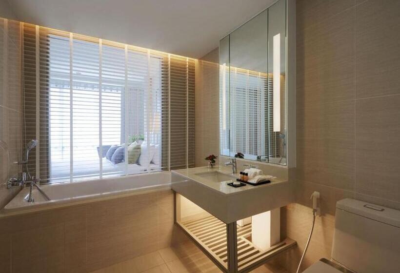 اتاق لوکس با تخت بزرگ, The Park Nine Hotel Suvarnabhumi