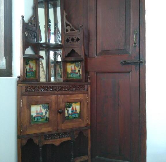 اتاق استاندارد, Zlife Stone Town