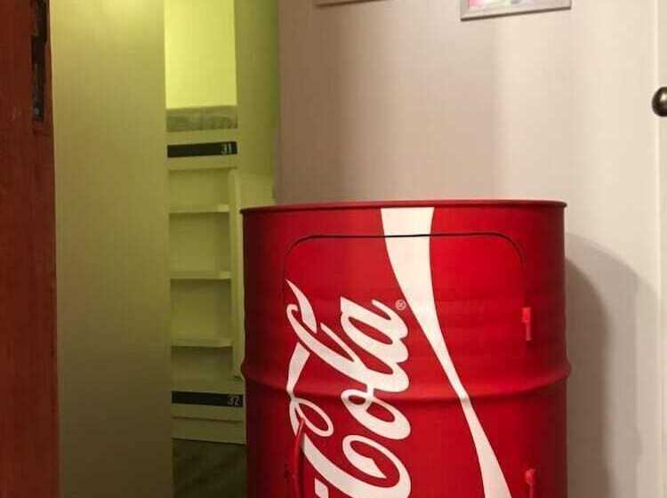 تختخواب در اتاق مشترک, Aipa Hostel.com