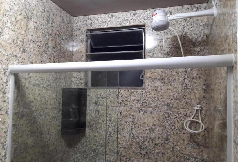Family Suite, Hostel Falcão Suites Privativas Com Ar Condicionado