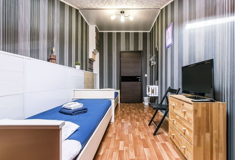 带共用浴室的标准房间, Nordkapp Nevsky