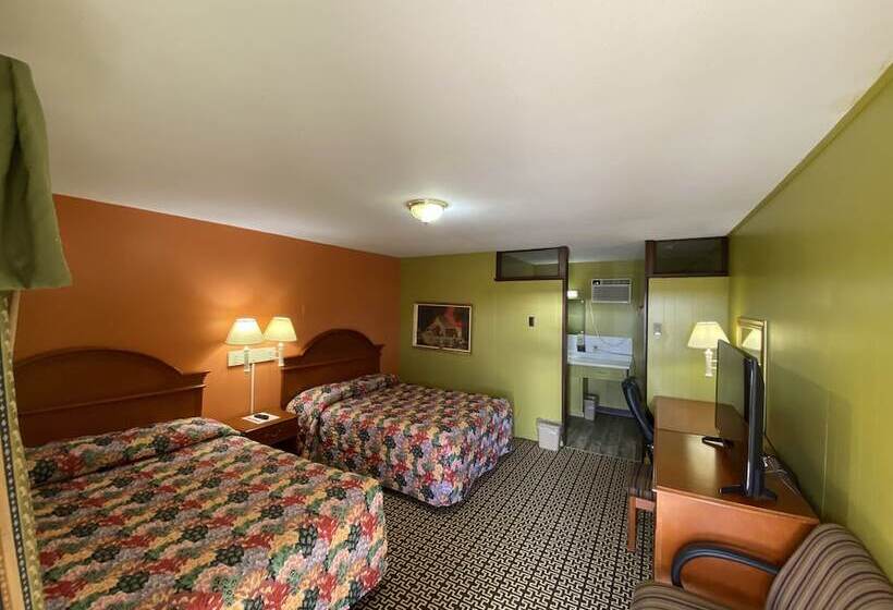 Номер Стандарт 2 Двуспальные Кровати, Lincoln Motel