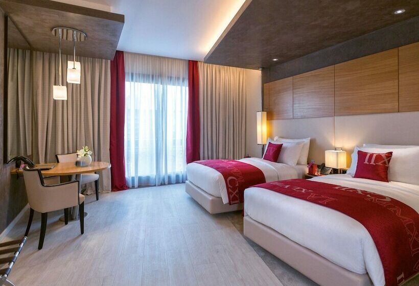اتاق لوکس, Mövenpick Hotel Du Lac Tunis