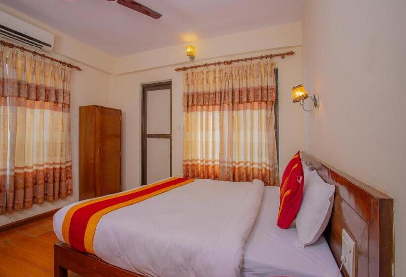 اتاق لوکس, Garuda Inn