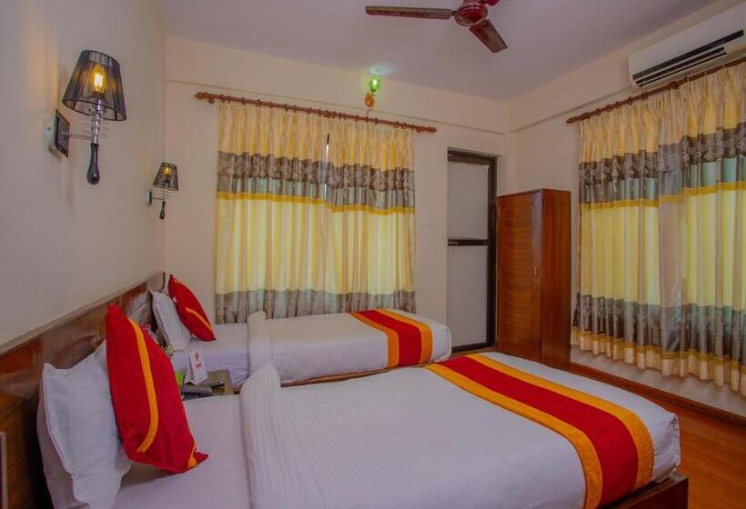 اتاق لوکس, Garuda Inn