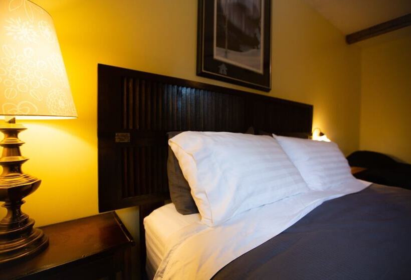 Номер Стандарт, Alpenrose Revelstoke Bed & Breakfast