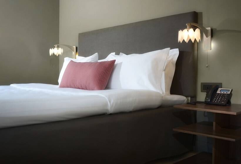 Полулюкс, Lake Spirit Boutique Hotel & Spa