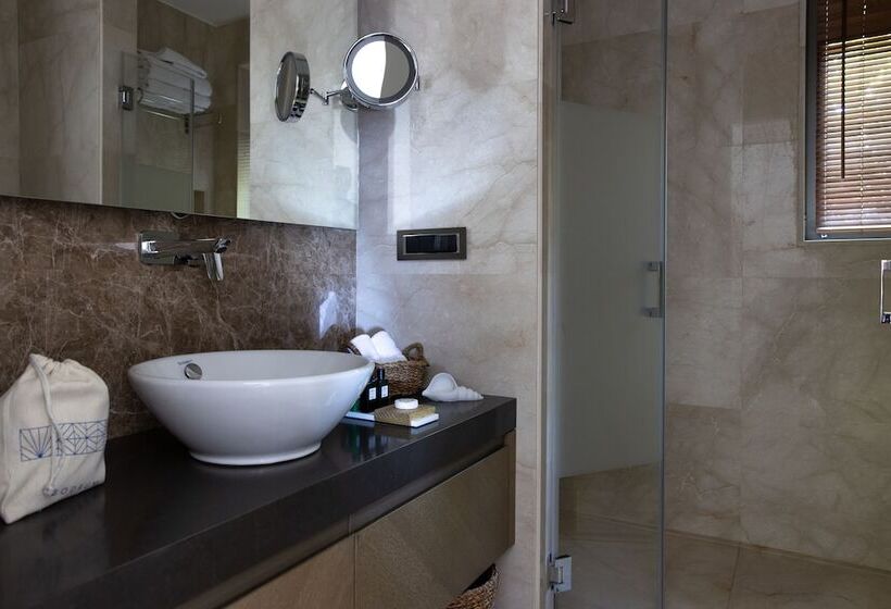 Люкс 3 Спальни, Mett Hotel & Beach Resort Bodrum