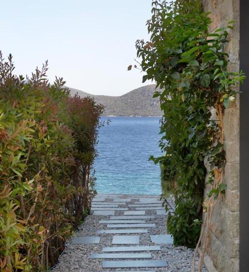 Вилла 5 Спален, Mett Hotel & Beach Resort Bodrum