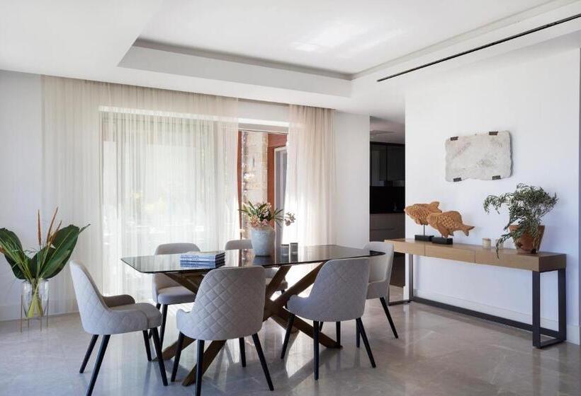 Вилла 5 Спален, Mett Hotel & Beach Resort Bodrum
