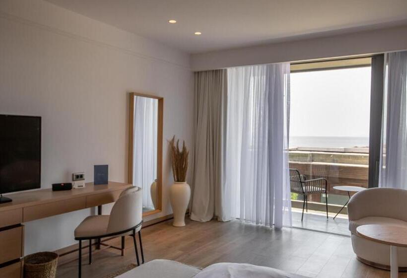 Номер Deluxe Вид на Море Боковой, Mett Hotel & Beach Resort Bodrum