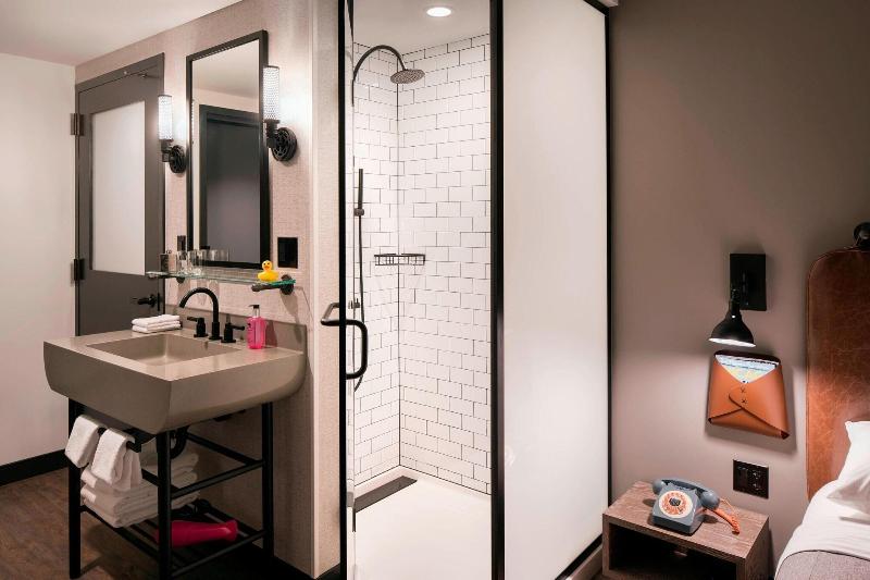 Habitació Estàndard, Moxy Chicago Downtown