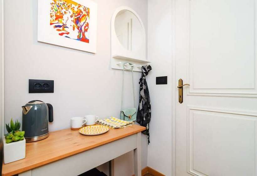 اتاق سوپریور, Art Home Arthur By Duhomes