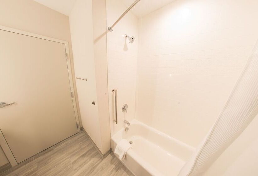 ２ダブルベッドのスタンダードルーム, Fairfield Inn & Suites By Marriott Brownsville North