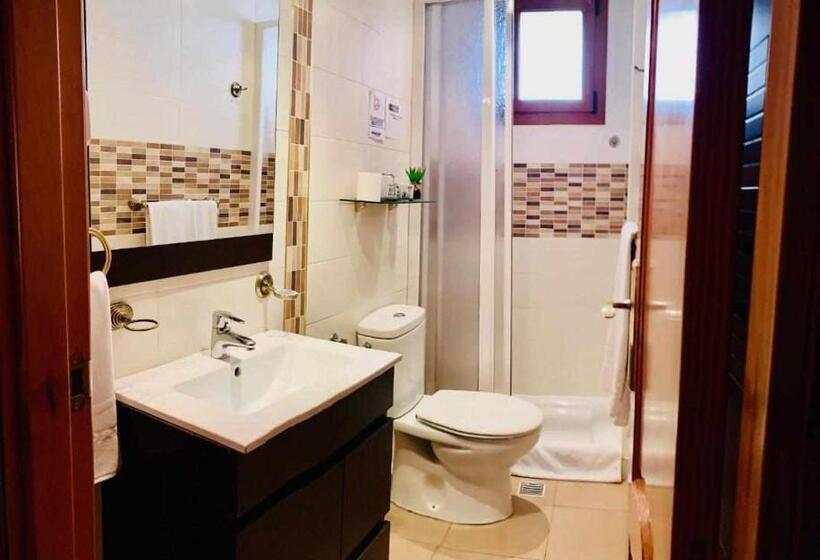 标准间带阳台, Hostal Segovia Adults Only