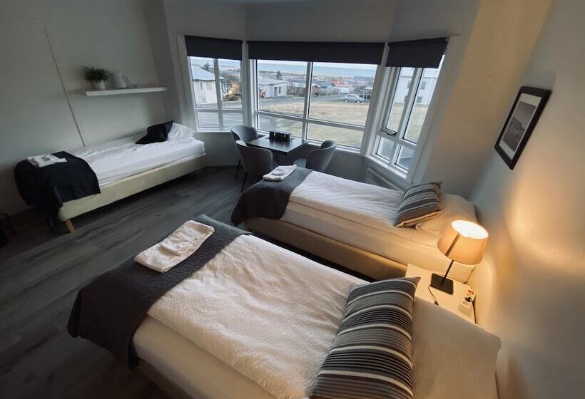 اتاق چهار تخته با دستشویی مشترک, Guesthouse Carina