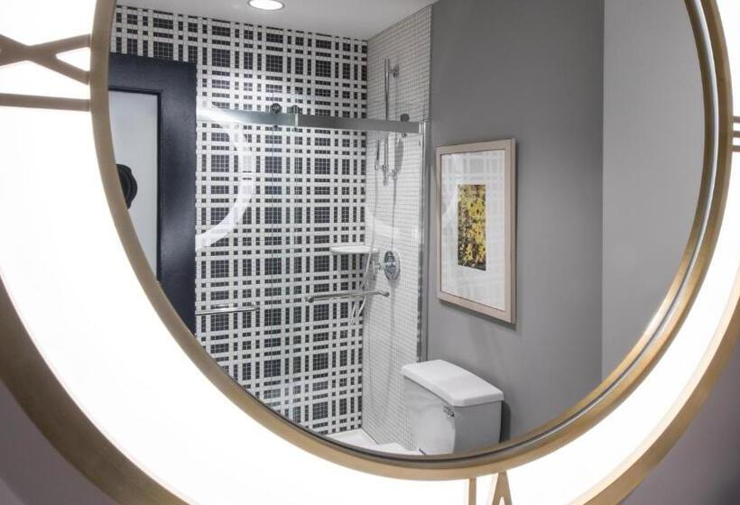 Номер Стандарт Кровать Кинг Адаптированный для Инвалидов, Indigo Hattiesburg, An Ihg