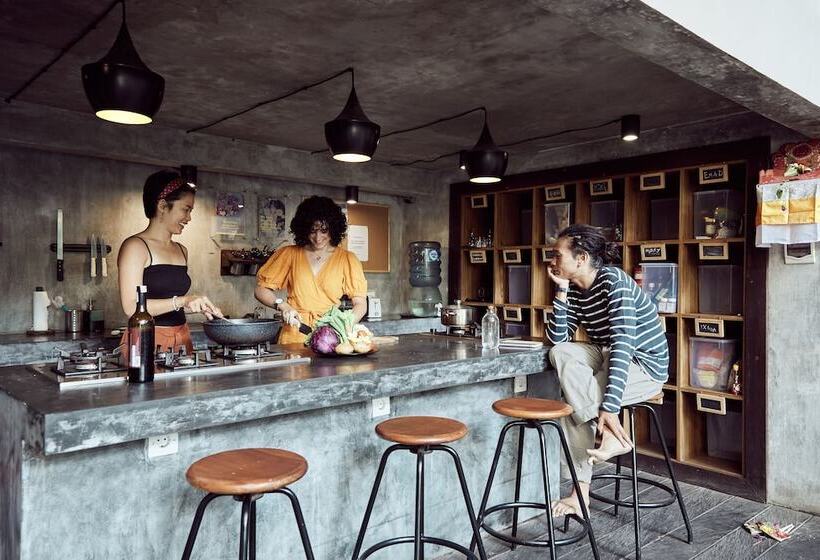 스위트, Outpost Ubud Penestanan