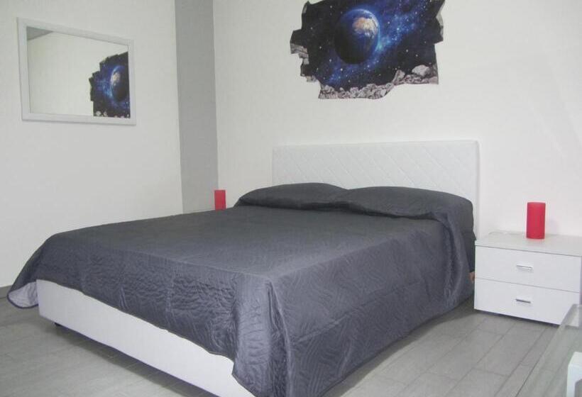 اتاق استاندارد سه نفره, Casa Normanna