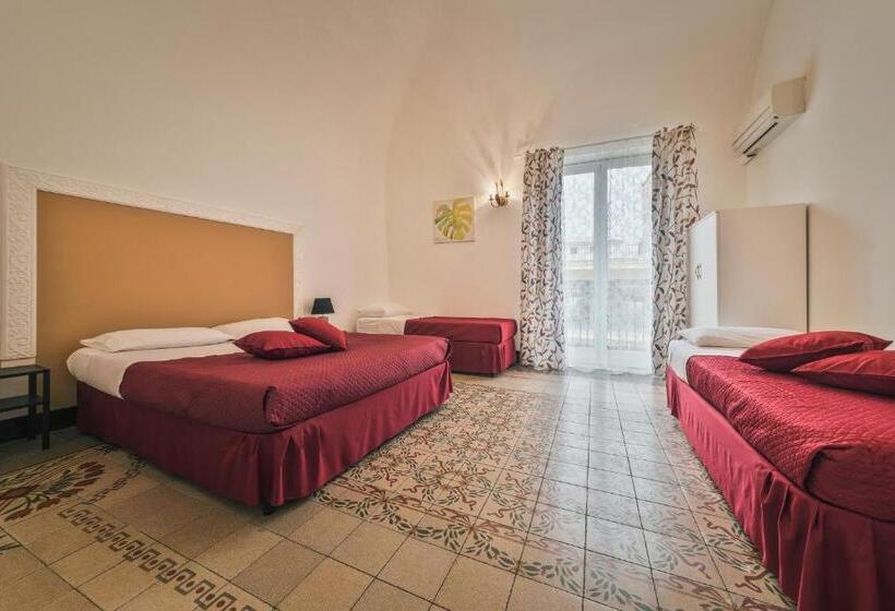 Номер Стандарт, Voilà Rooms Guest House