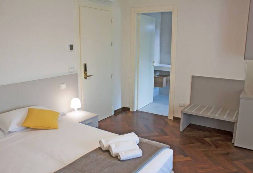 اتاق سوپریور, Garda Relais