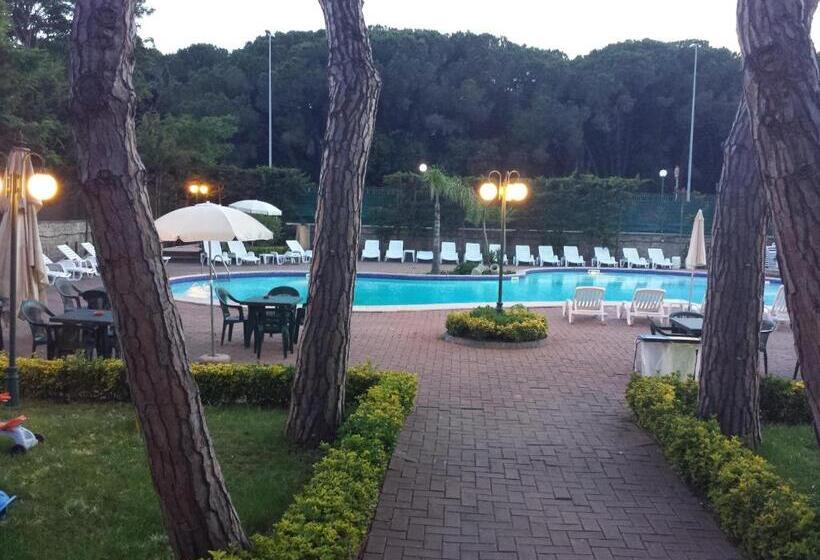سوئیت با وان آب گرم, Thairè Resort