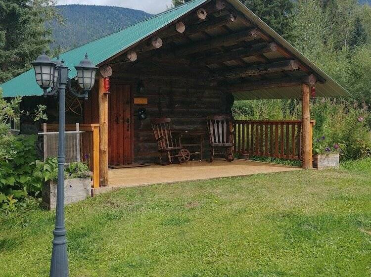 Хижина, Wolfwood Guest Ranch