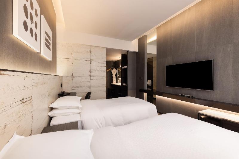 اتاق استاندارد با چشم‌انداز شهر, Four Points By Sheraton Seoul, Gangnam