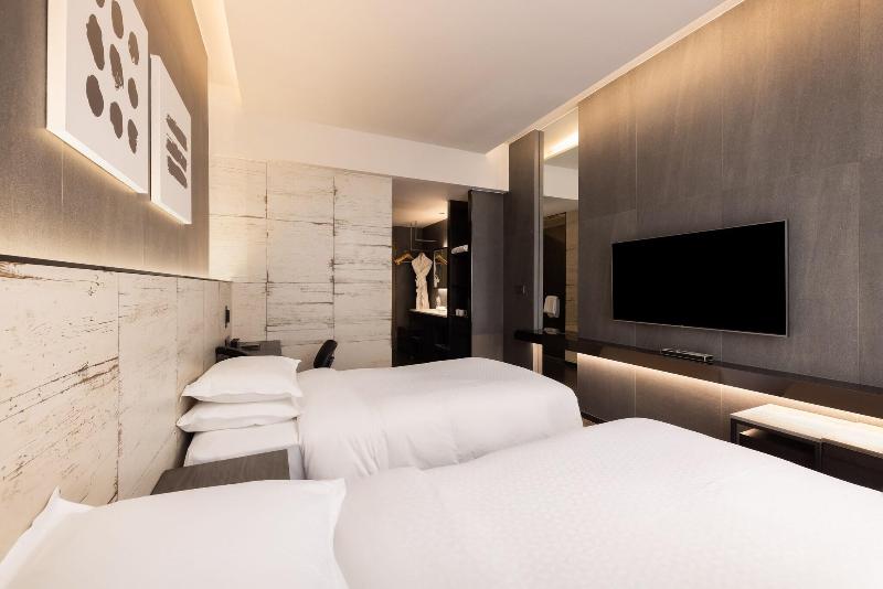 اتاق استاندارد با چشم‌انداز شهر, Four Points By Sheraton Seoul, Gangnam