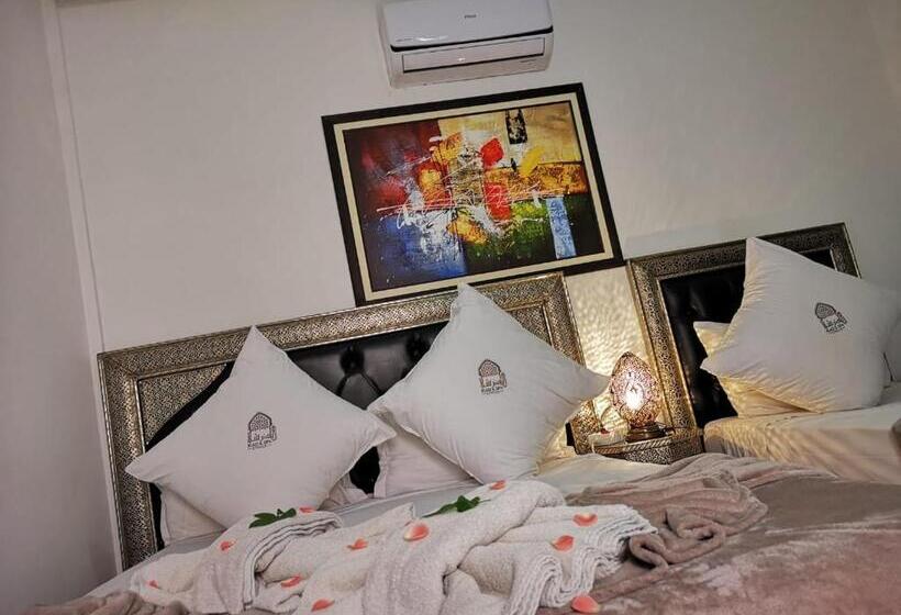 اتاق استاندارد سه نفره, Riad & Spa Challa