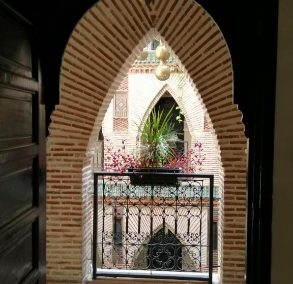 اتاق استاندارد چهار تخته, Riad & Spa Challa
